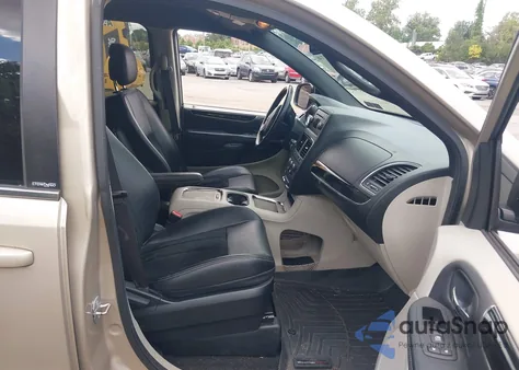 2014 Dodge Grand Caravan Sxt 30Th Anniversary z USA, uszkodzony, nr VIN 2C4RDGCG3ER308418